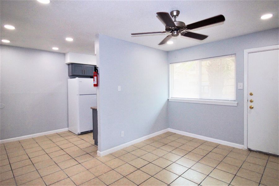 spring branch All Bills Paid one bedrm Apt