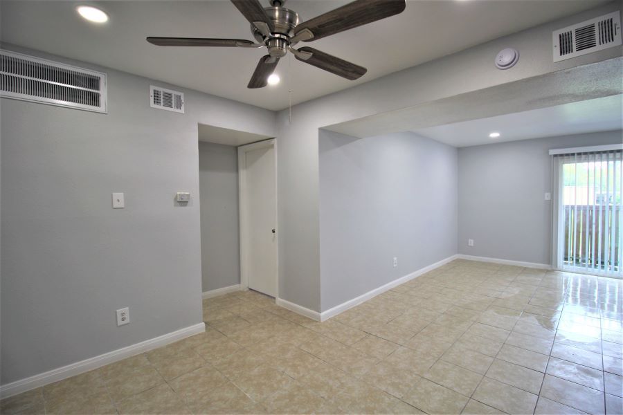 Crossings Apts - northwest Houston