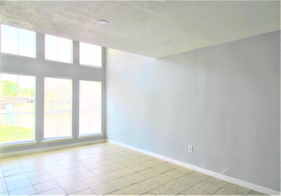 crossings 1 bedrm townhome