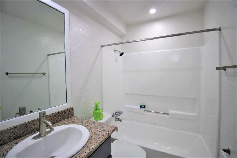 The Crossings one bedrm Apt - NW Houston