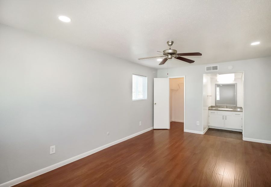 Crossings 1 bedroom Townhome- northwest Houston