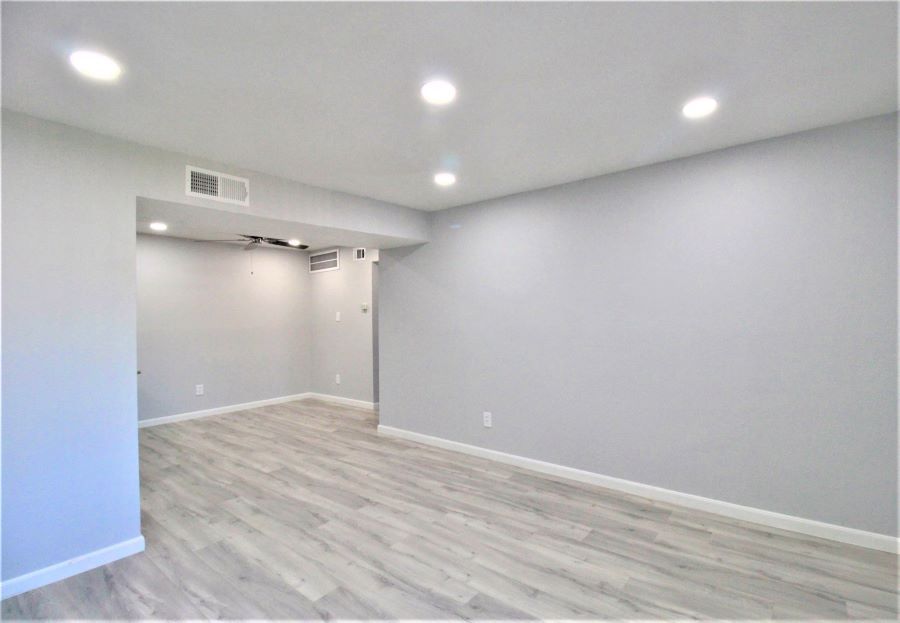 crossings 1 bedrm townhome