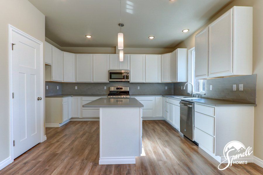 Spinell Homes | New Custom Homes | Anchorage Alaska | Kitchen | Kitchen Island |