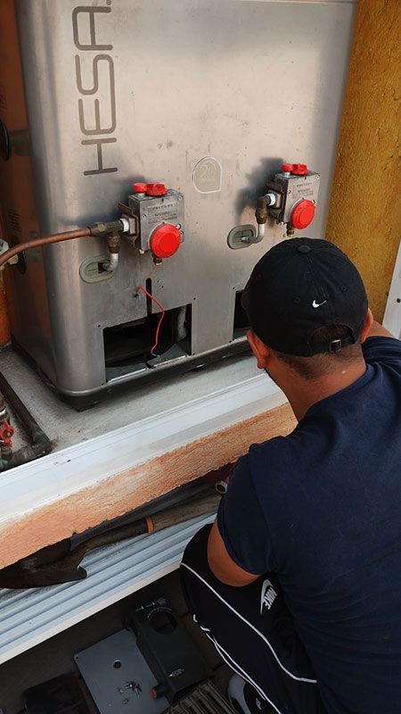 PLOMERÍA Y ELECTRICIDAD LÓPEZ