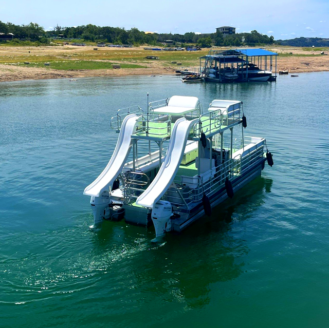 What NOT to Do On a Pontoon - Lone Star Marina