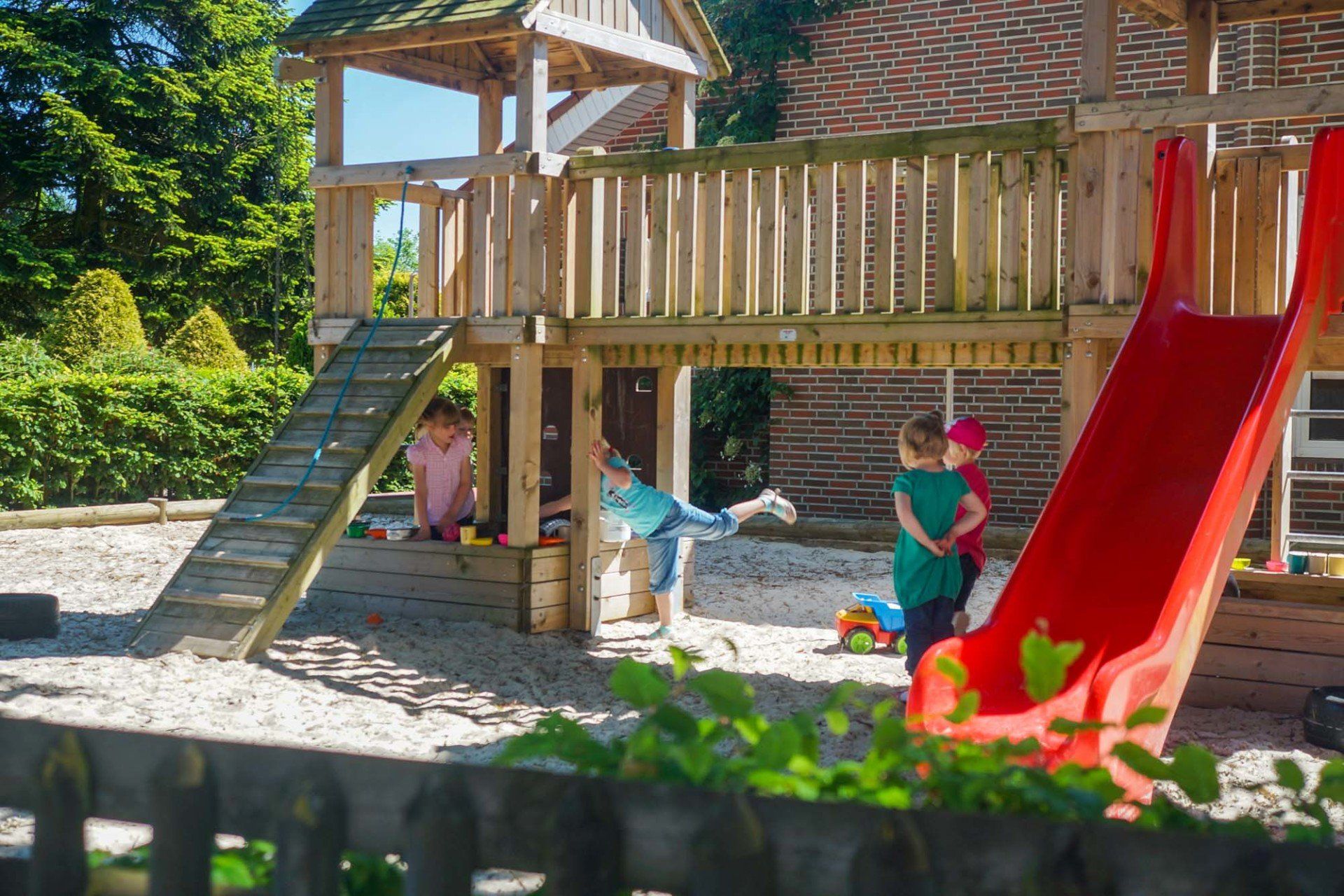 Kinder und Jugend im Ortsteil Neusustrum