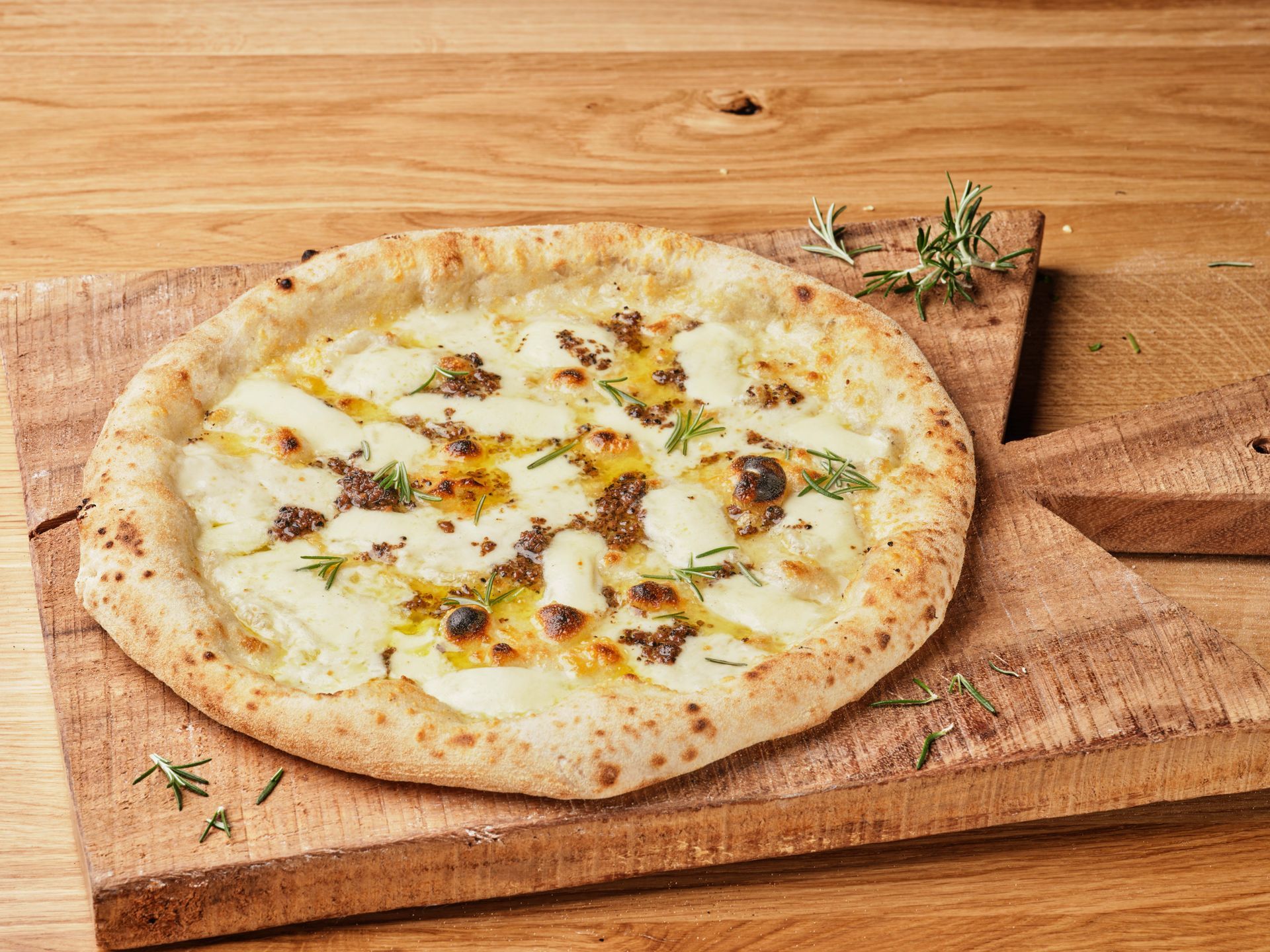 Eingang l'Oro di Napoli im “The Circle”