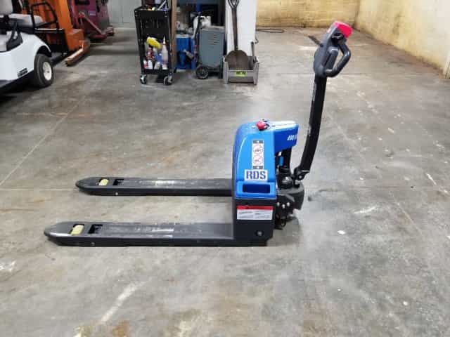 2018 Blue Giant EPJ30 3,000lb Capacity $3,600.00 Demo Model plus sales tax