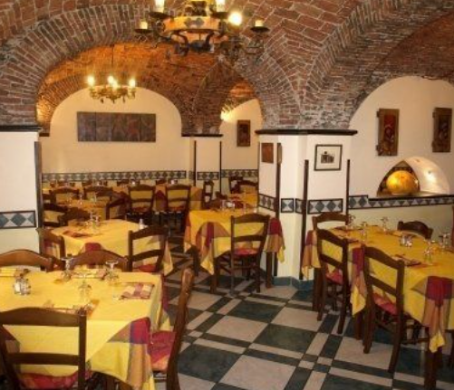 sala della pizzeria