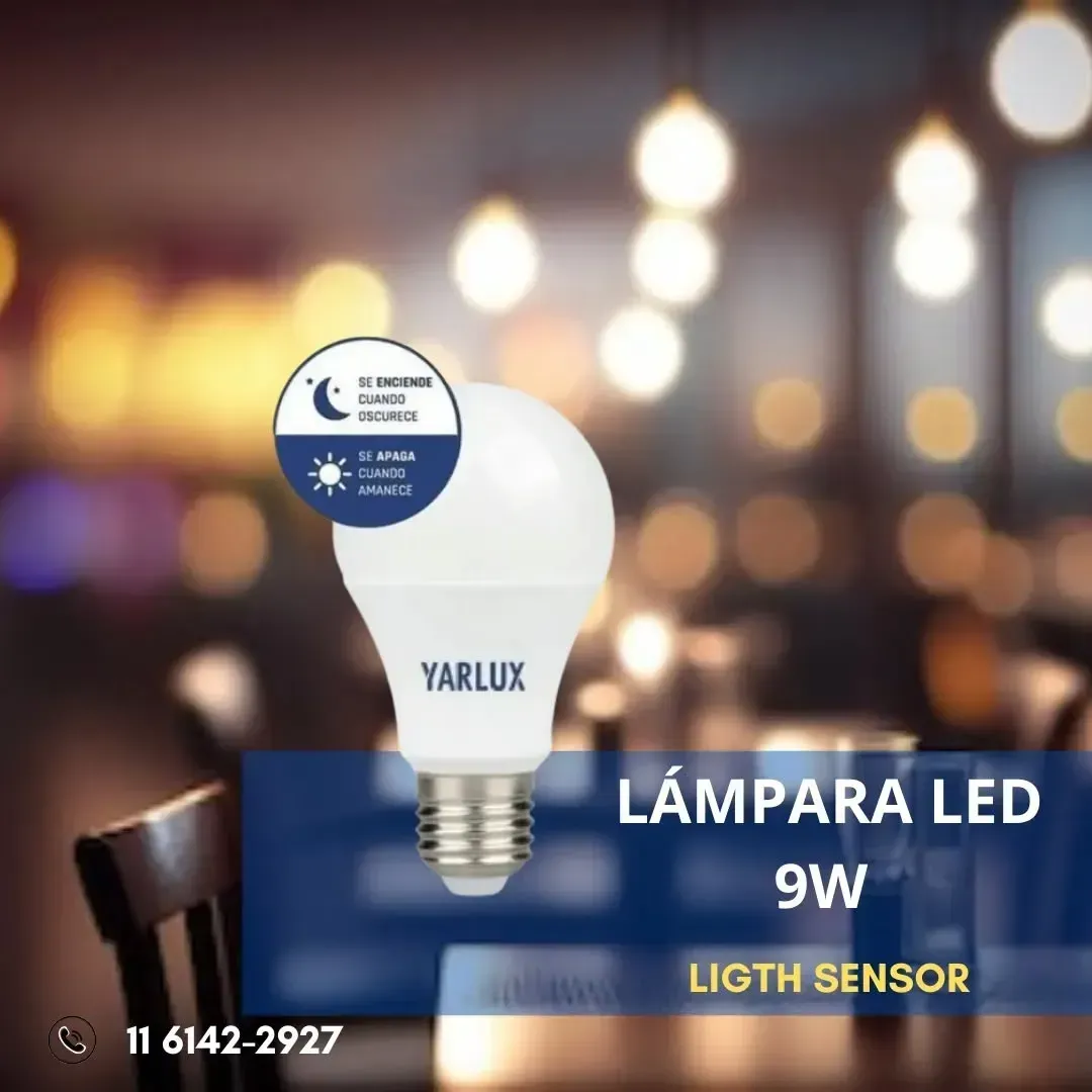 Bombilla LED con sensor de luz en un entorno de restaurante.