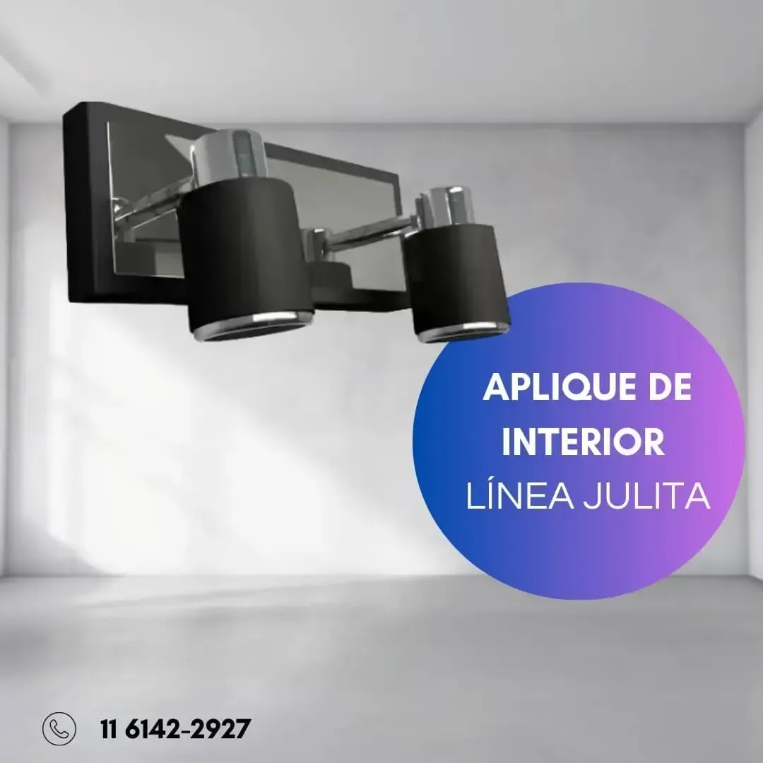 Aplique de interior en color negro y plata, “Línea Julita”, sobre círculo morado y azul.