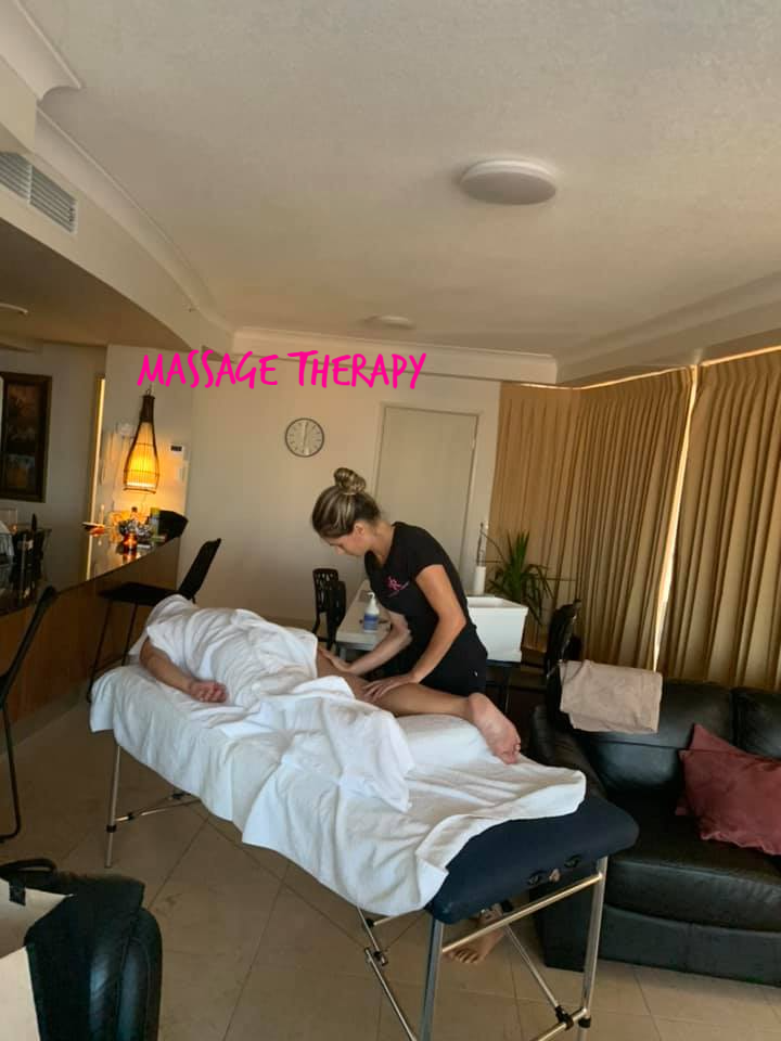 Therapist Doing A Massage — Beauty Therapy Gold Coast QLD
