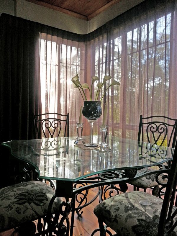 Corner Window in Dining Area - Luxaflex Window Furnishings In Ararat