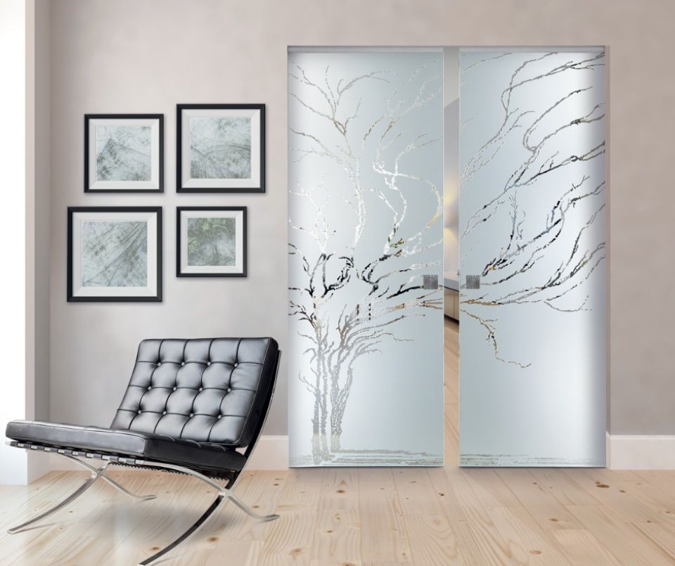 Porta di design con decorazione ad albero