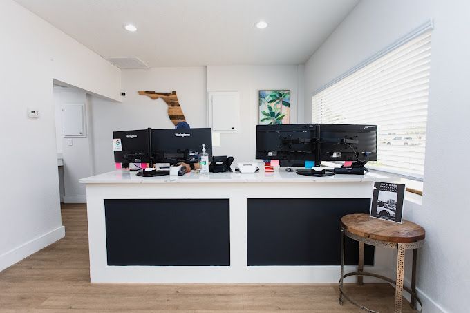 Ron Jon's Automotive Waiting Room