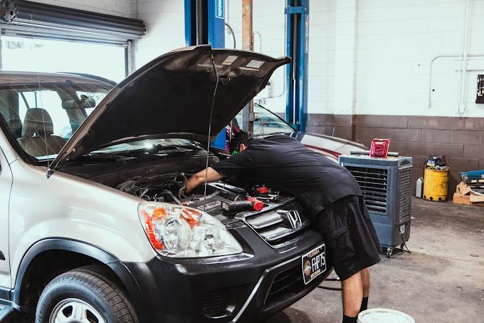 Ron Jon's Automotive Garage