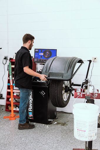 Ron Jon's Automotive Garage