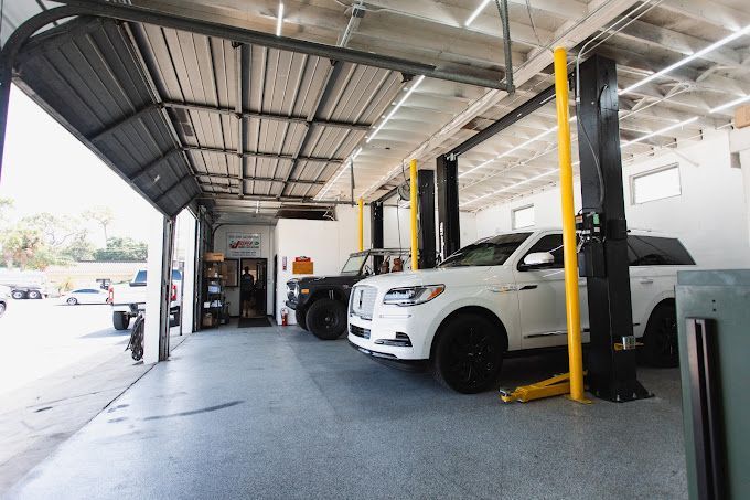 Ron Jon's Automotive Garage