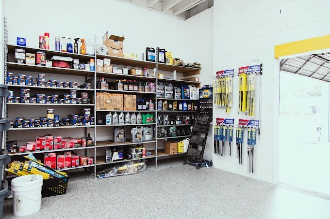 Ron Jon's Automotive Waiting Room