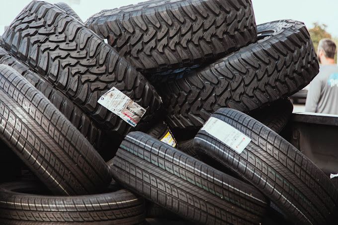 Ron Jon's Automotive Garage