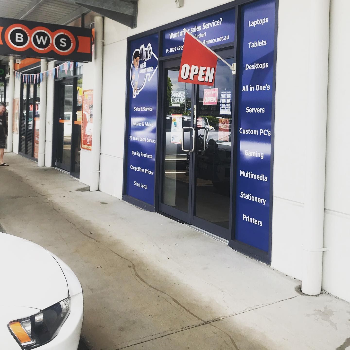 Shop Has Large Windows Listing Services — DevicePro - Phone & Tablet Specialist In Cannonvale, QLD