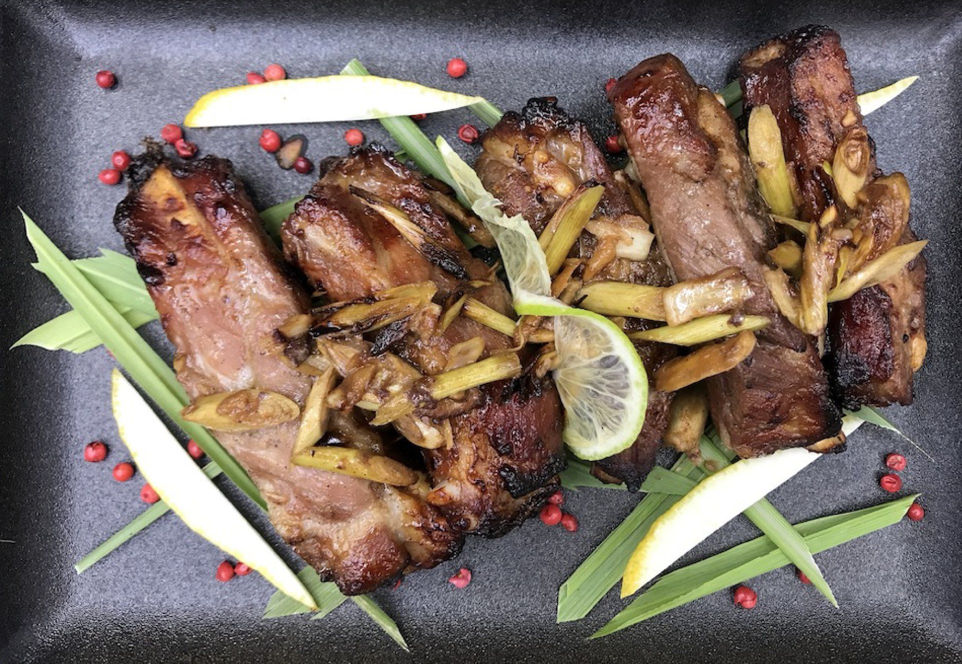 VasThai Costini di Maiale ai Lemongrass