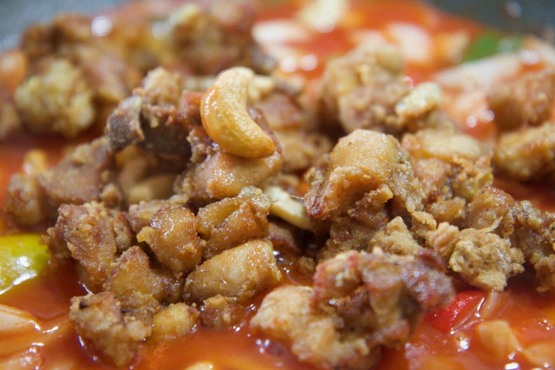 VasThai Sweet and Sour Chicken (Pad Priew Wan)