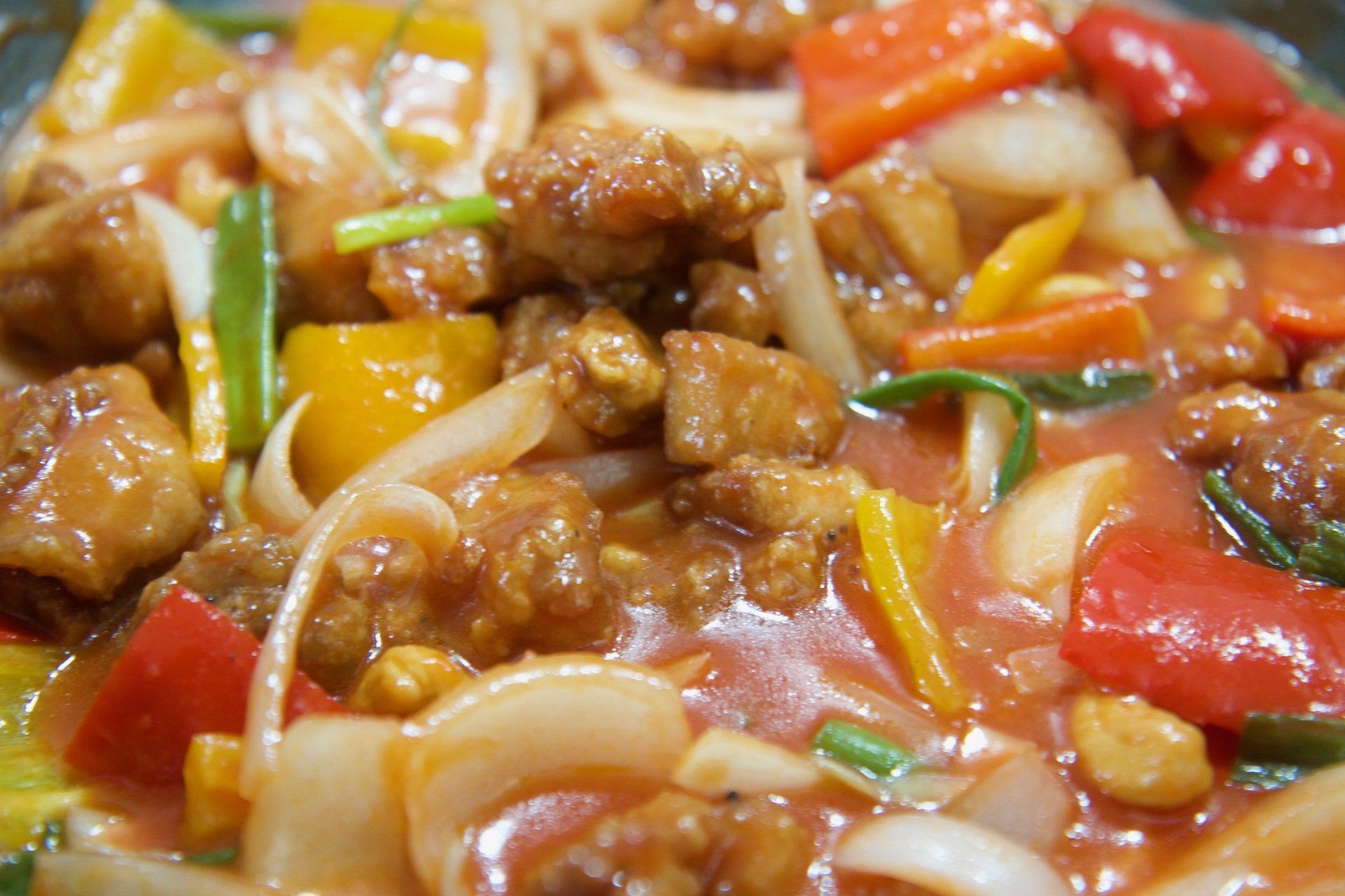 VasThai Sweet and Sour Chicken (Pad Priew Wan)