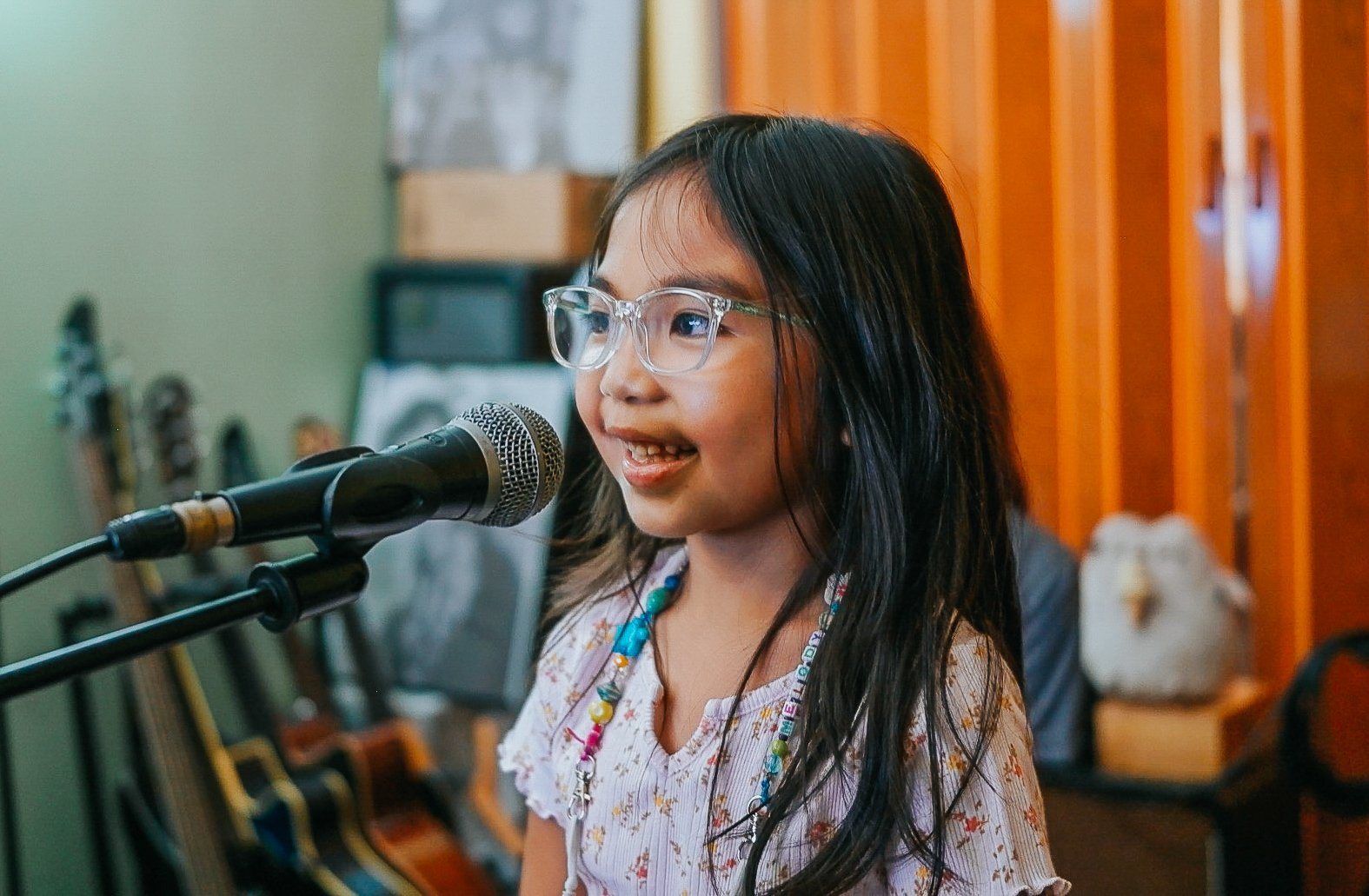 Young Girl Singing — Pearl City, HI — Hawaii Musicworks — Aiea — Kapolei — Ewa Beach — Honolulu — Wahiawa — Waipahu — Mililani