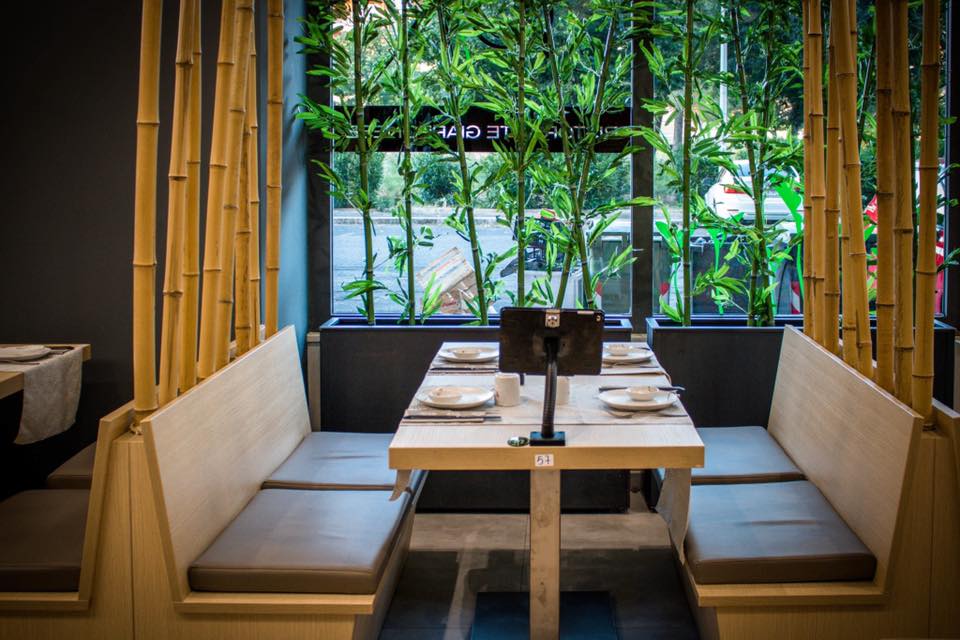 tavolo per sei persone