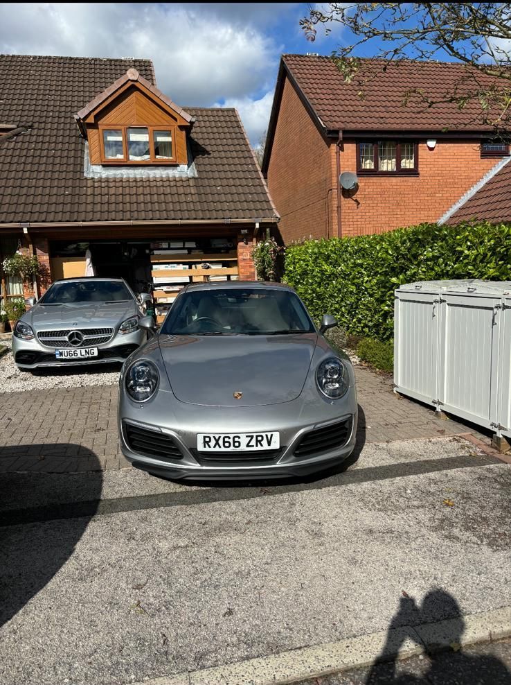 A silver range rover sport has been valeted.