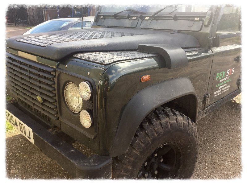 land rover chequer plate snow cowl and bonnet respray