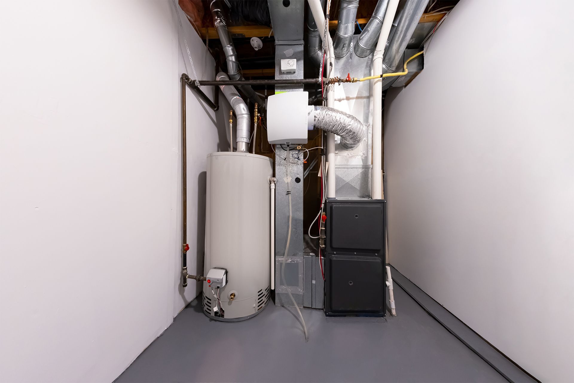 Residential Furnace And Air Duct System