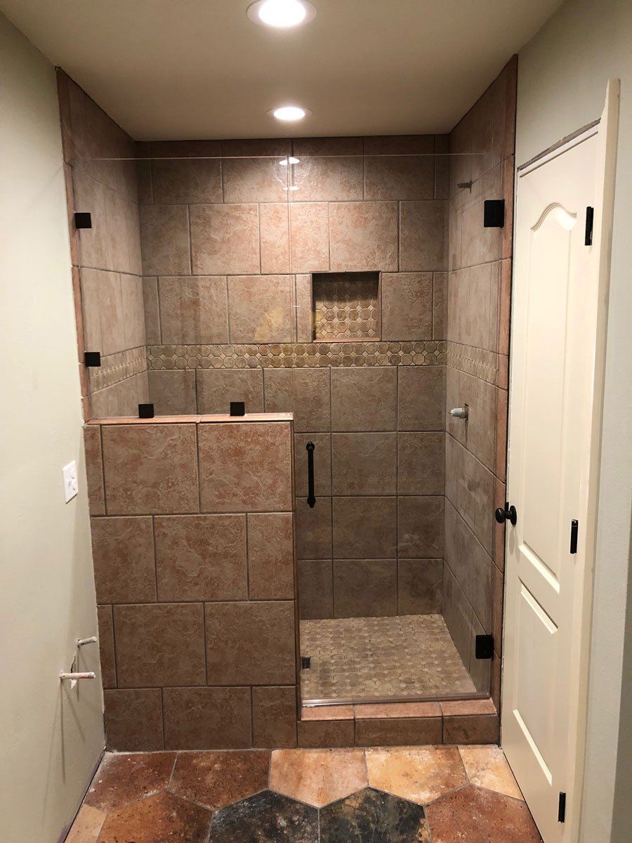 Shower Area Glass Door — Dundee, IL — Baker Glass Works, Inc.