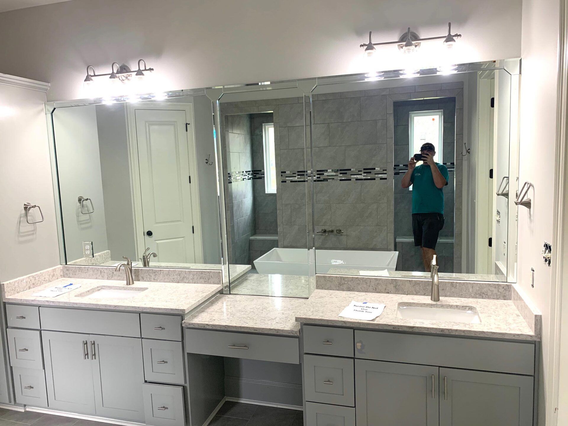 repair auto glass Baker, Louisiana Baker Glass Wks, Inc.