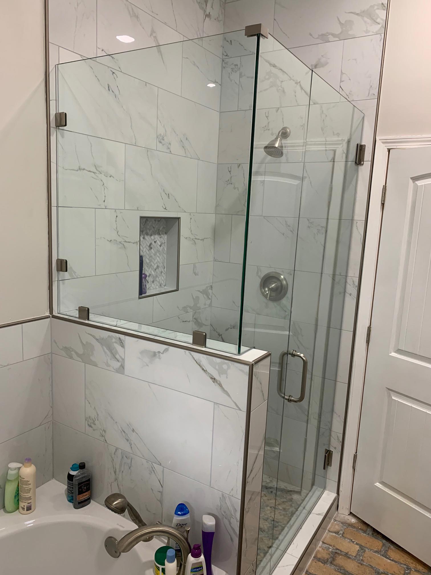 Bathroom Layout — Baker, LA — Baker Glass Works, Inc.