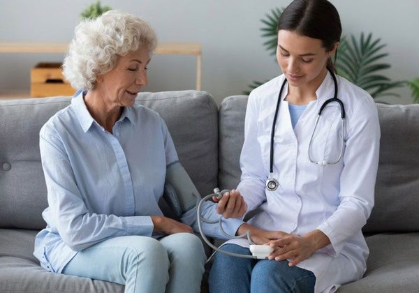 DRA KATHIA CANO LÓPEZ