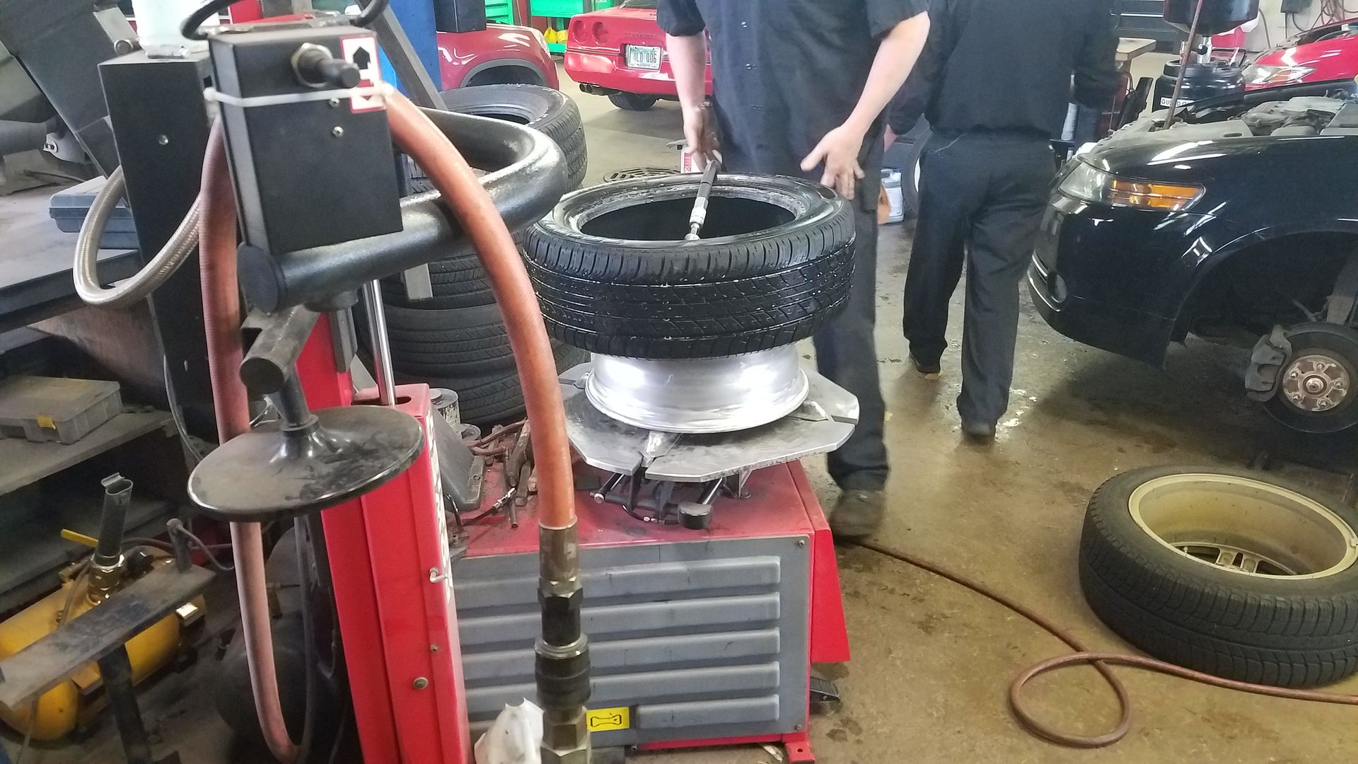Grand Rapids Tire Service Experts