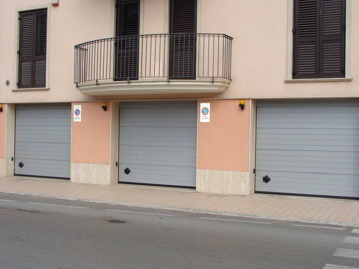 portoni per garage
