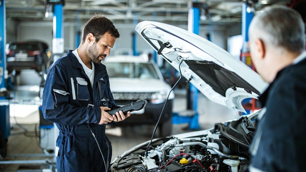 Repair Shop — Sarasota, FL — Insurance Service of Sarasota, Inc.