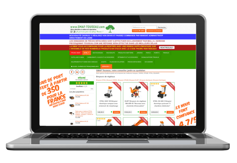 Un ordinateur portable est ouvert sur un site Web.
