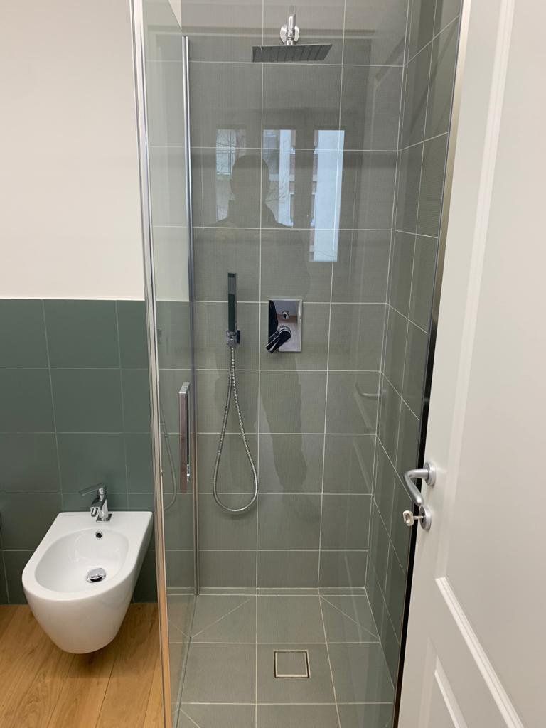 Bagno con impianto termosanitario