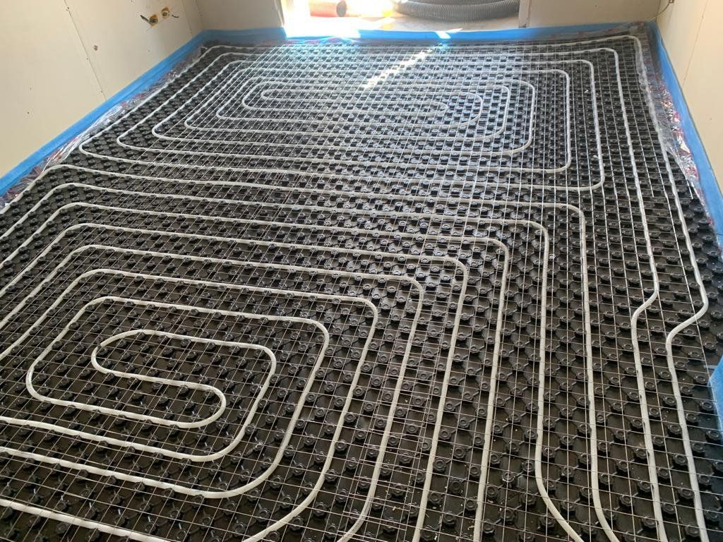 installazione di impianto di riscaldamento a pavimento