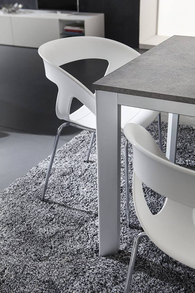 tavolo e sedie di design