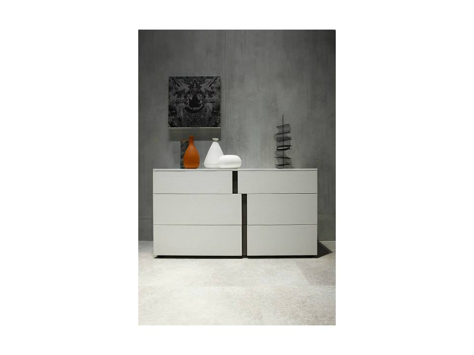 cassettiera per camera