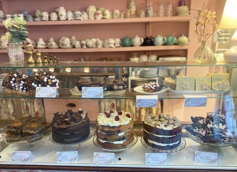 Home baked cakes in Ampthill