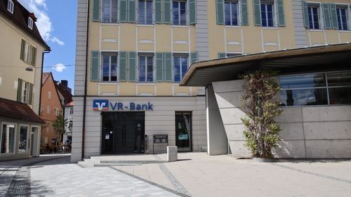 VR Bank Promanade 19-23, mehrstöckiges historisches Gebäude