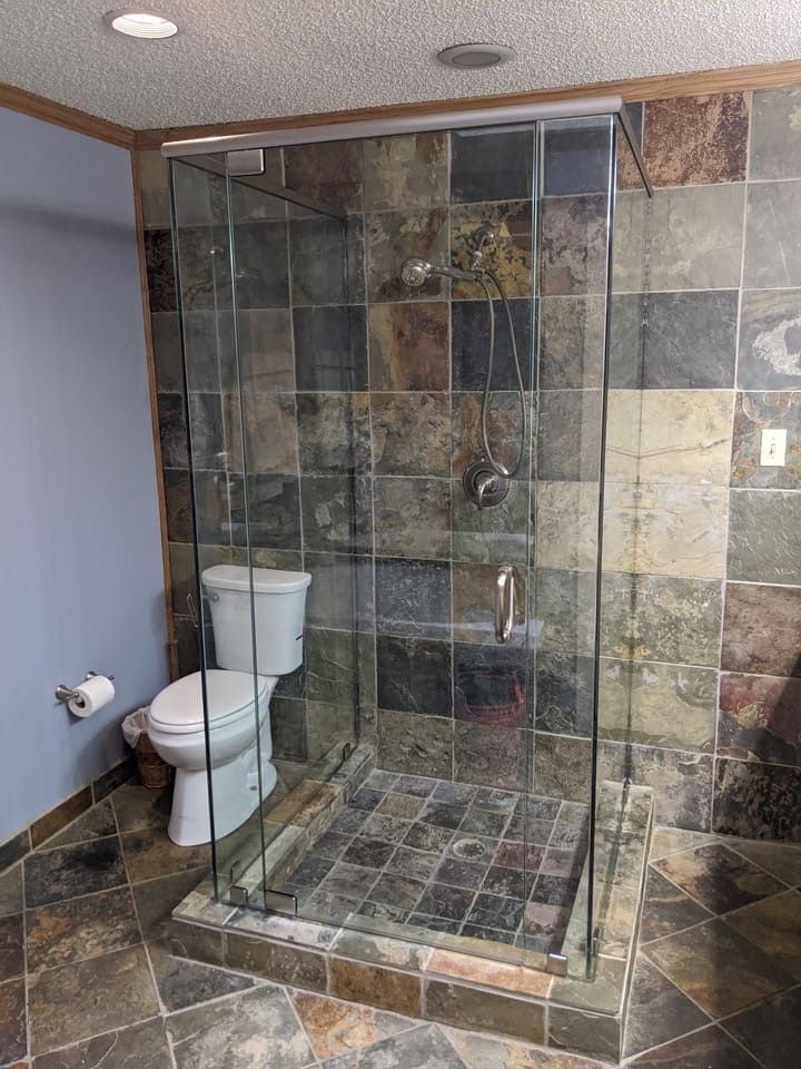 Service Bath & Glass 202