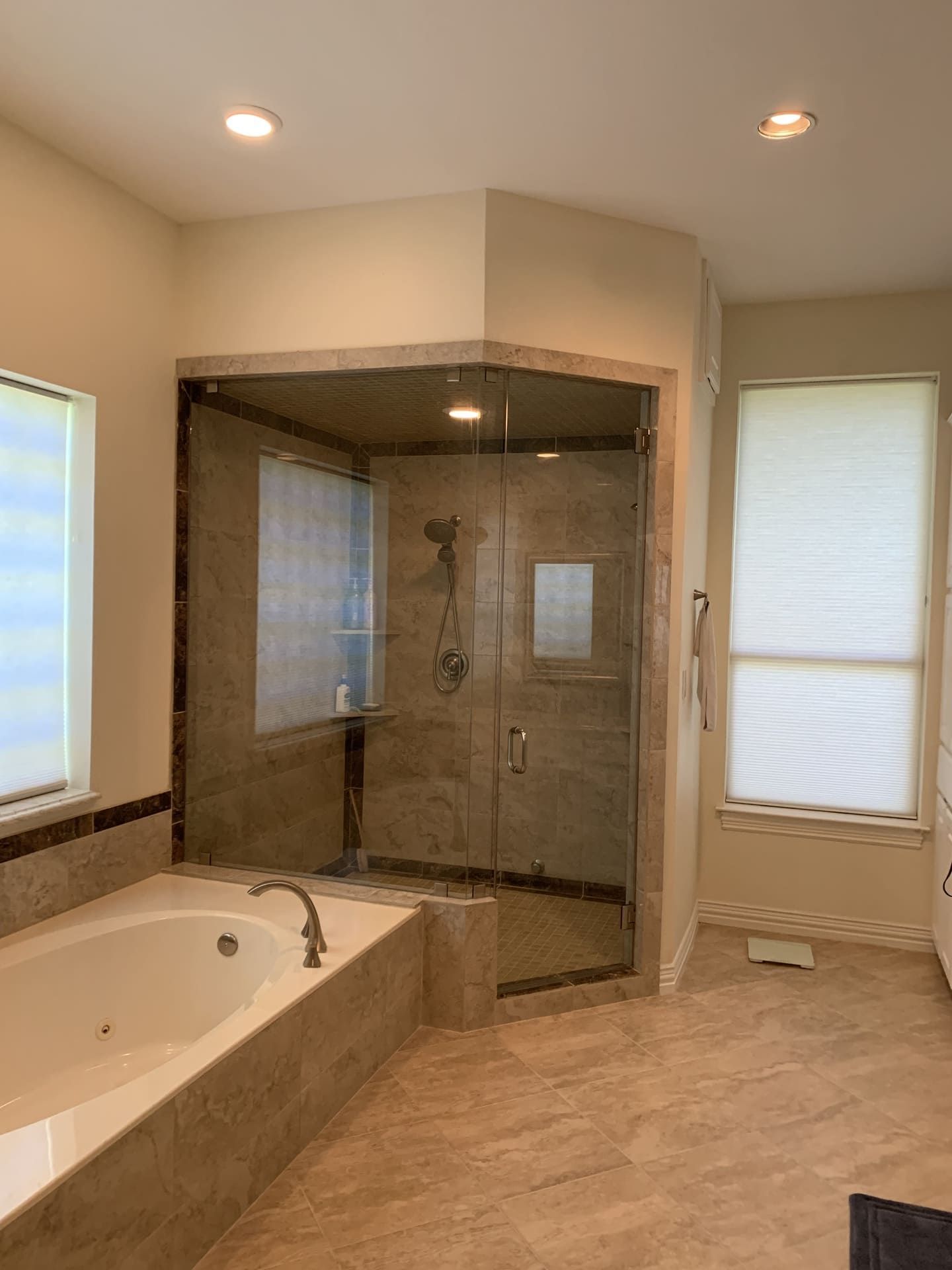 Service Bath & Glass 224