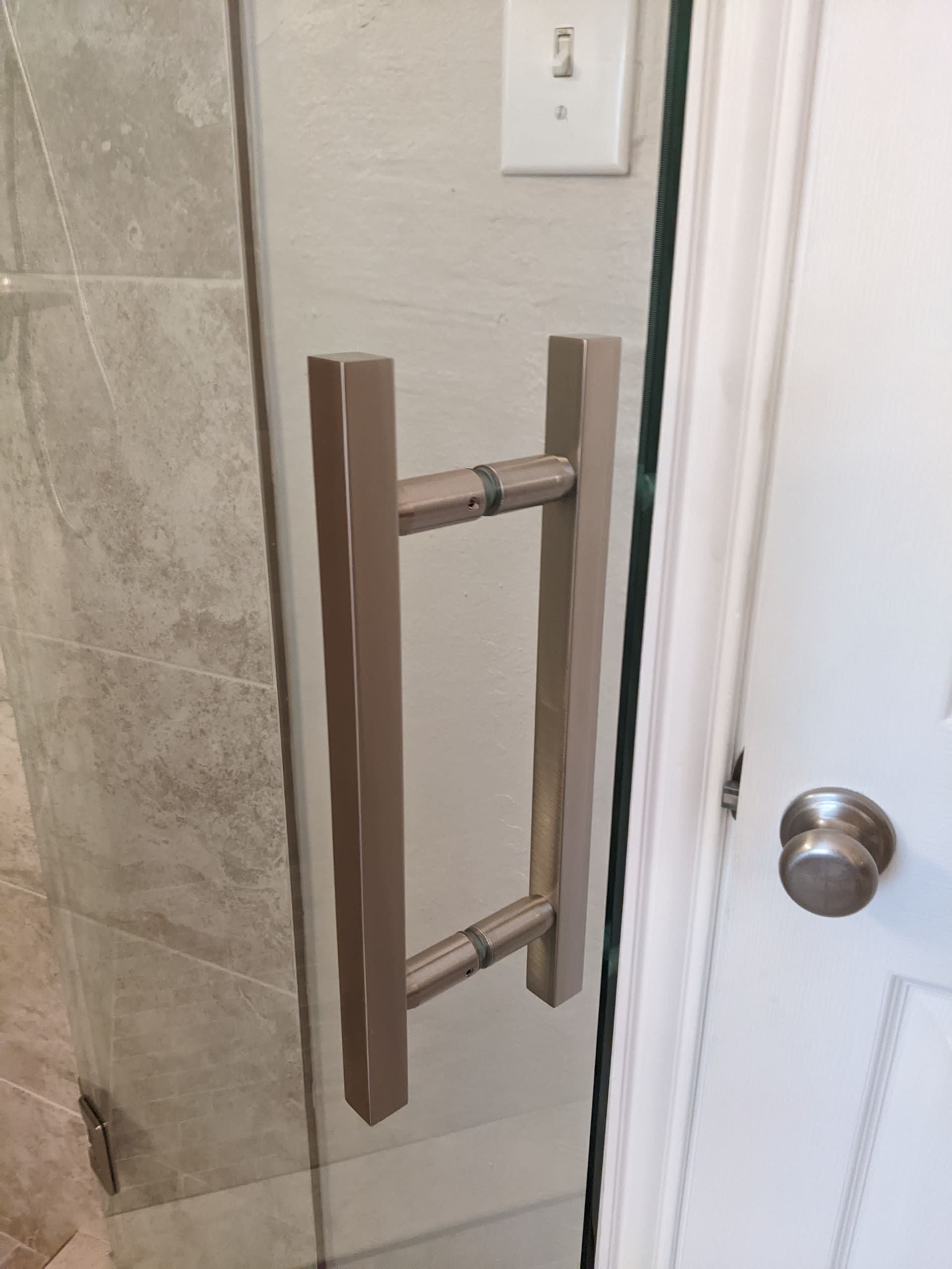 Service Bath & Glass 235